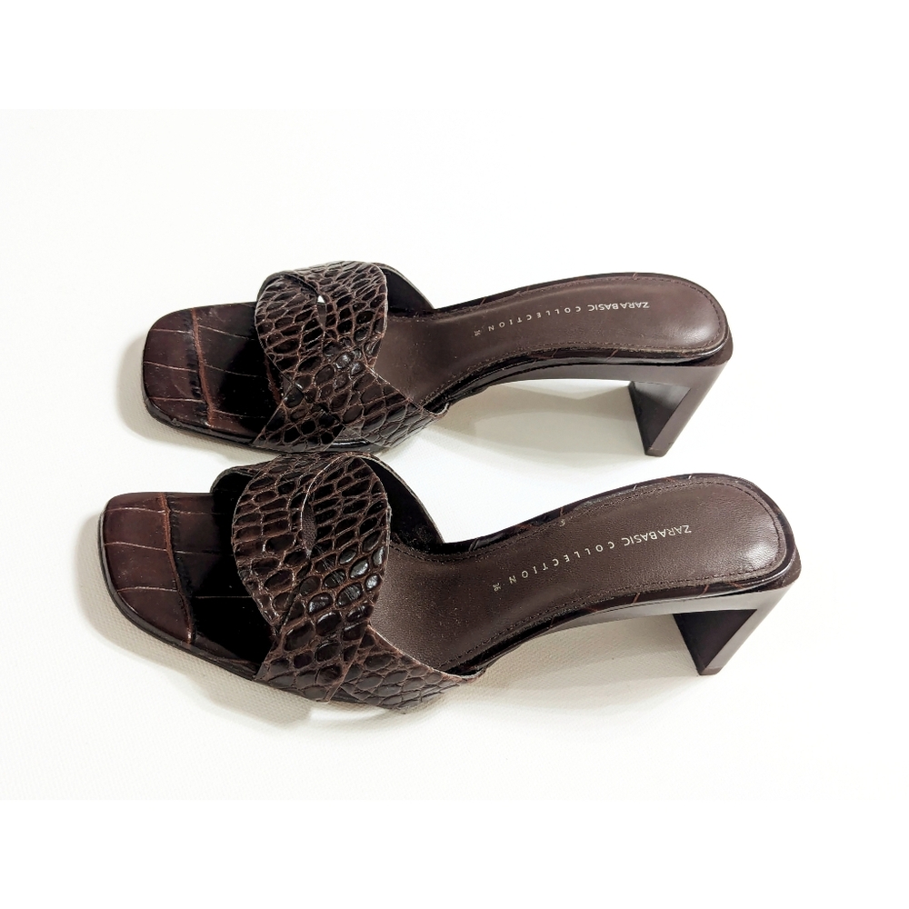 ZARA Brown Leather Animal Embossed Low Heel Sandals Women's Size 6